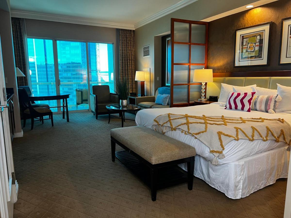 Balcony Suite Strip View Las Vegas Dış mekan fotoğraf
